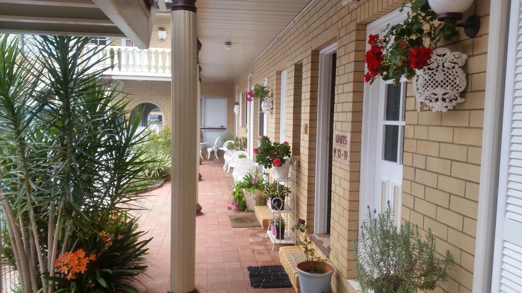 Clifford Park Motor Inn Toowoomba Exterior photo